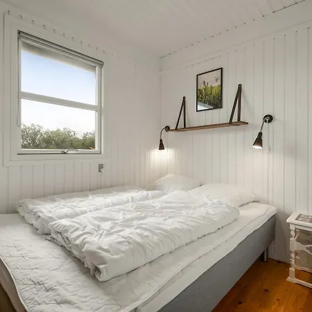 I Vrist Taet Pa Vesterhavet Sj710 Holiday home *